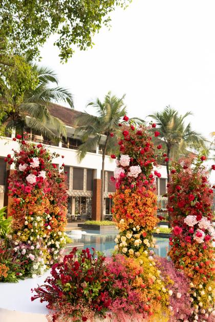 Floral detail and Mandap — Wedding decor — Alila Diwa Goa